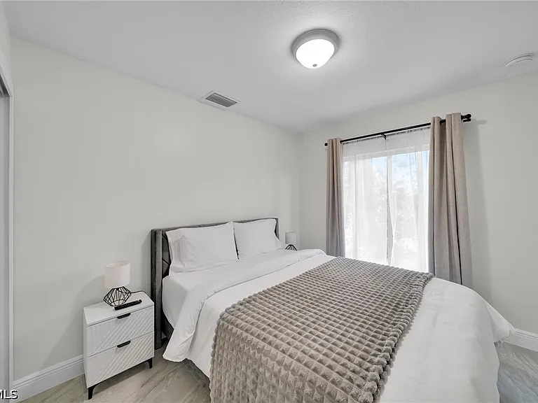 903A Albany Ave — Photo 18