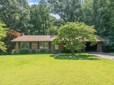 240 N Mohawk Dr, High Point, NC, 27262