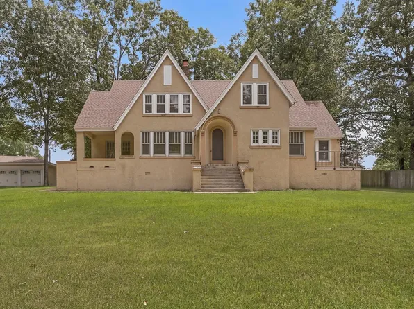 1304 Wirt St, Paragould, AR 72450