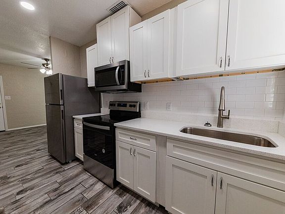 4th image of 156 Avenue J SE
