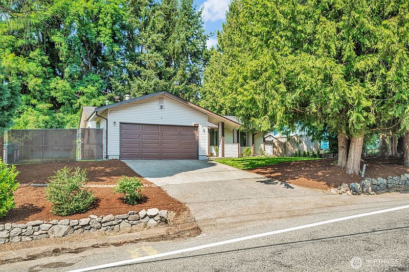 2nd image of 11622 SE 320th Street