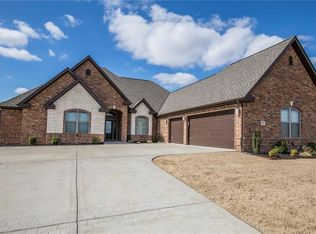 990 Little Osage Ave, Bentonville, AR 72713