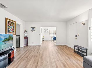 510 W Duarte Rd, Monrovia, CA 91016