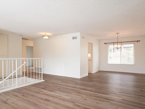 2nd image of 3044 Caminito Arenoso