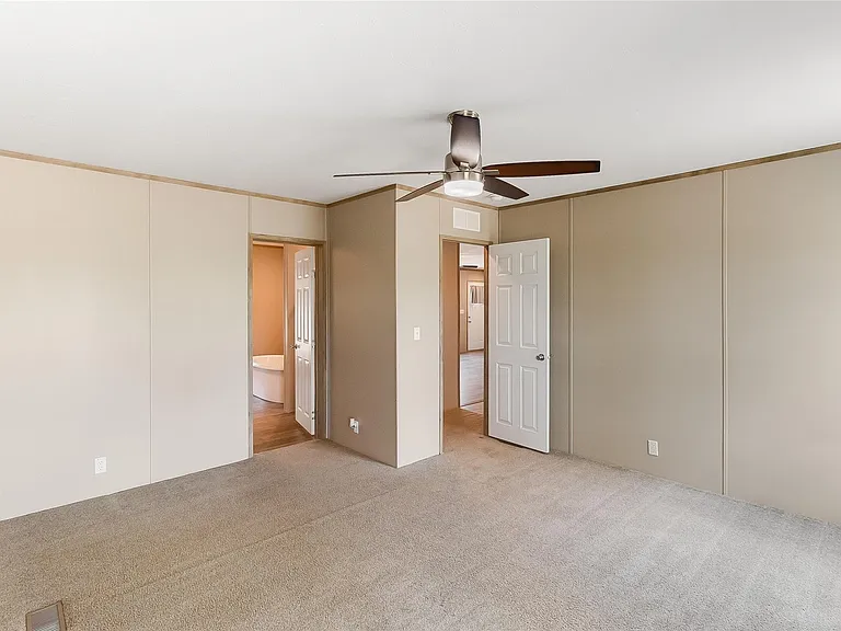 1310 Industrial Blvd — Photo 12