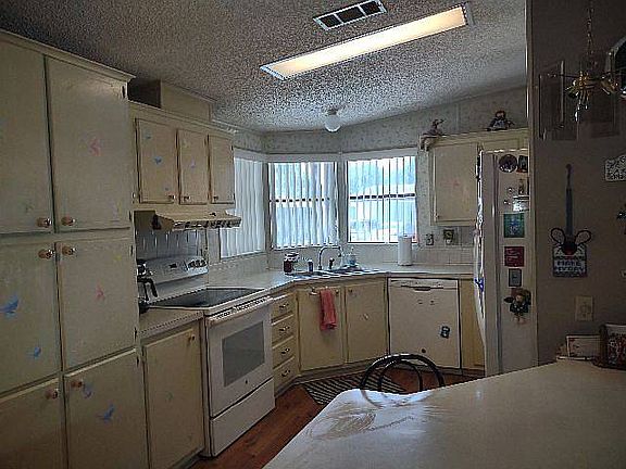 2nd image of 4800 Lakeland Harbor Cir #46