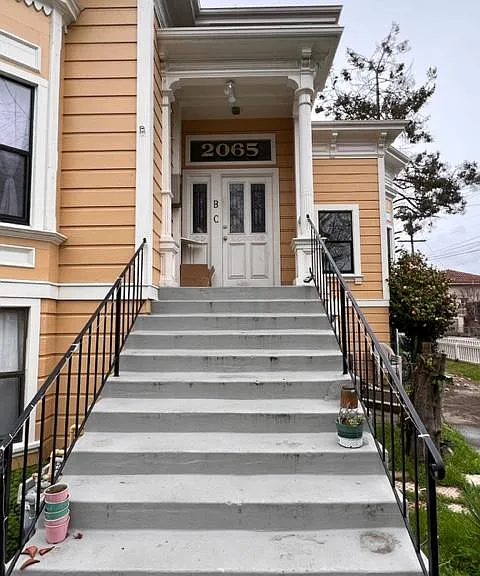 2065 Alameda Ave — Photo 3
