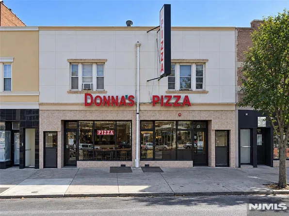 404 Broad Avenue, Palisades Park, NJ 07650