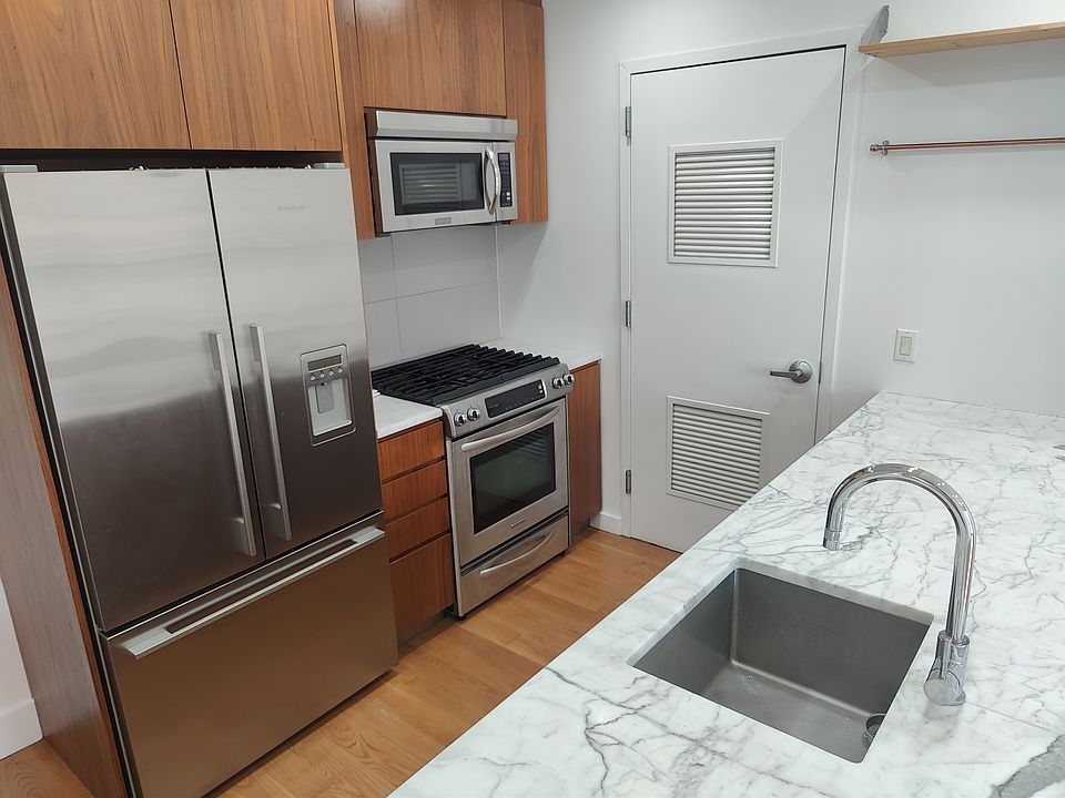1st image of 38 Meserole St APT 3A