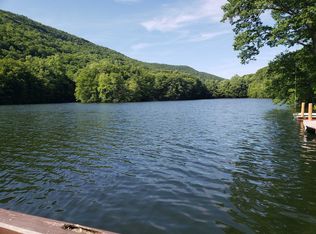 11 Maple Ln, Cold Spring, NY 10516