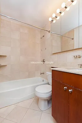 Rented by Mirador Real Estate | media 16