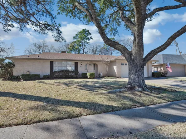 7416 Camelback Dr, Shreveport, LA 71105
