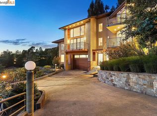 102 Crest Rd, Piedmont, CA 94611