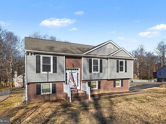 2nd image of 10704 Eden Brook Dr