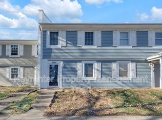 5715 E Bramblegate Rd, Greensboro, NC 27409