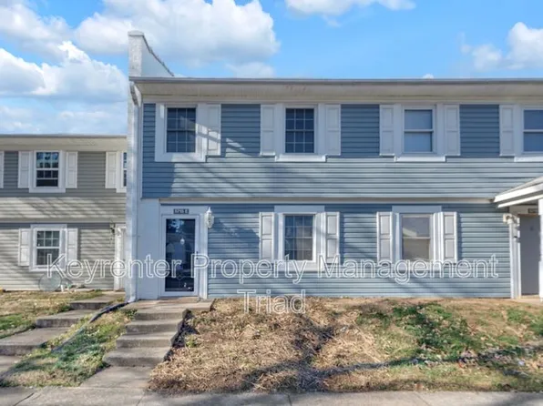 5715 E Bramblegate Rd, Greensboro, NC 27409