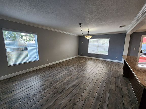 5th image of 13330 Briar Forest Ct