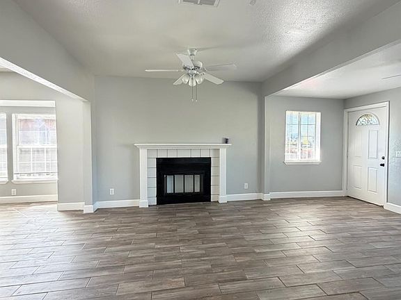 3rd image of 1506 Spokane St