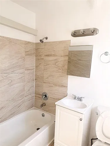 113 SW 5th Ct #1-3 Photo 1
