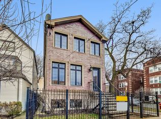 2785 W Henry Ct, Chicago, IL 60647