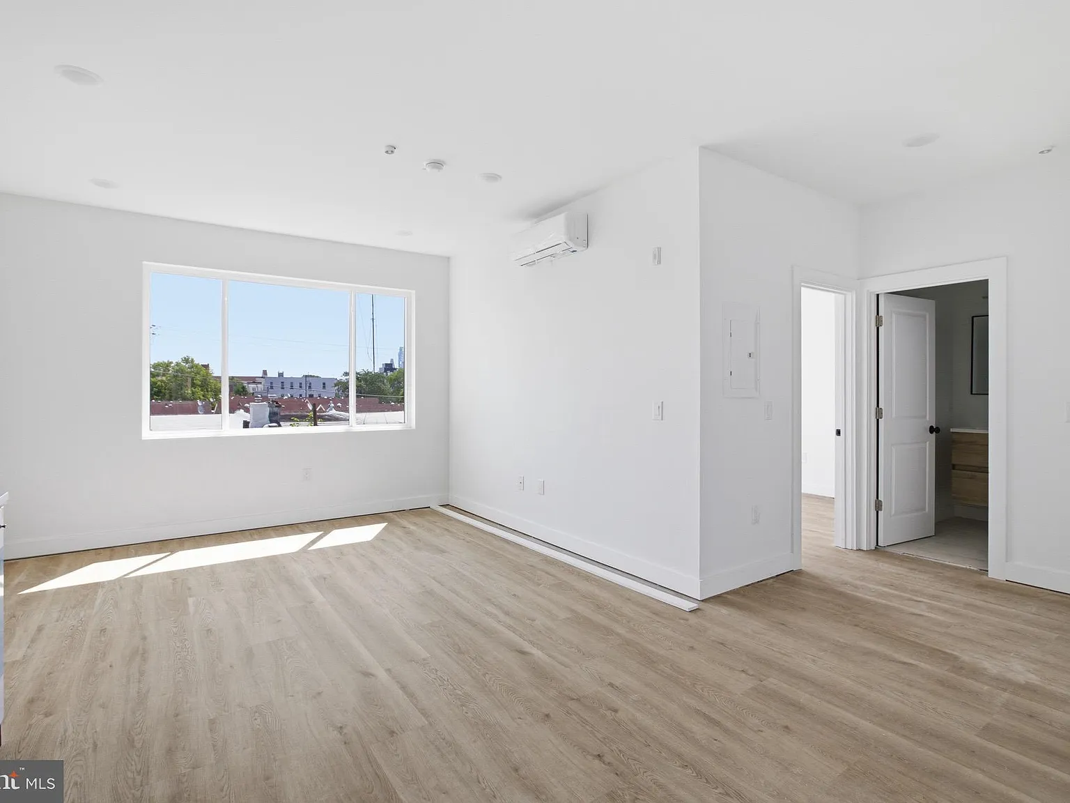 1 bed, $1,750 — Photo 4