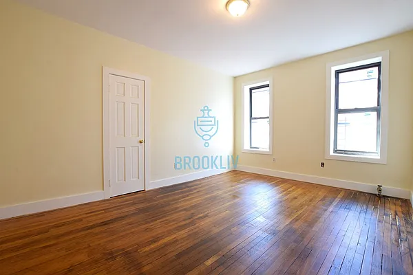 Rented by null | media 18