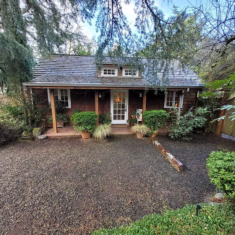 1 bed, 800 sqft, $2,295 — Photo 1