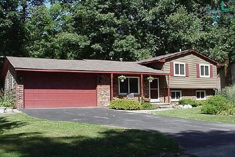1st image of 3570 Ashview St