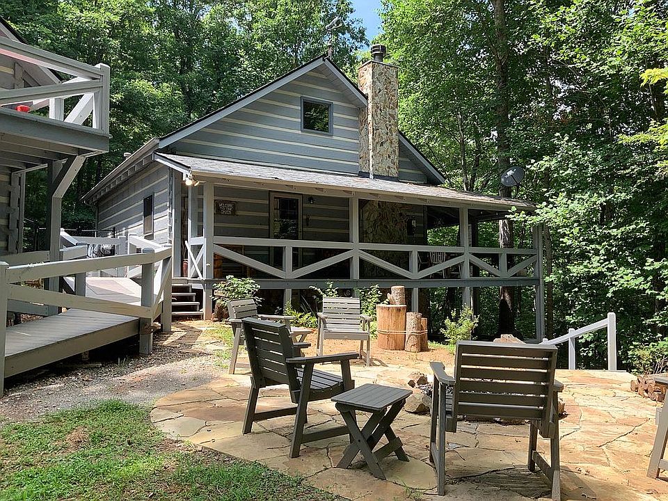 Front of cabin