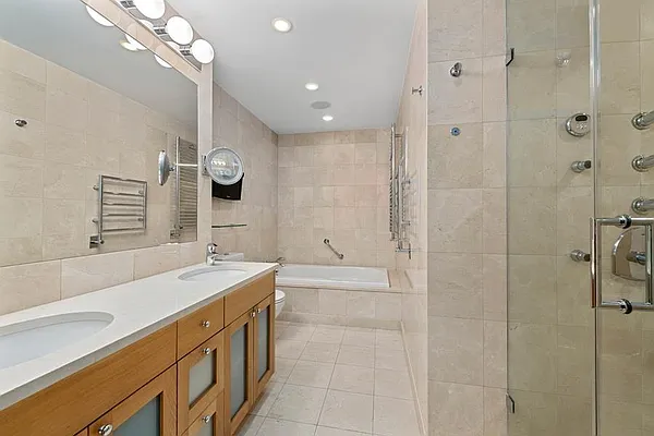 Sold by Avalon Partners NY | media 9