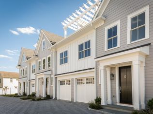 38 Saint Roch Ave #G, Greenwich, CT 06830