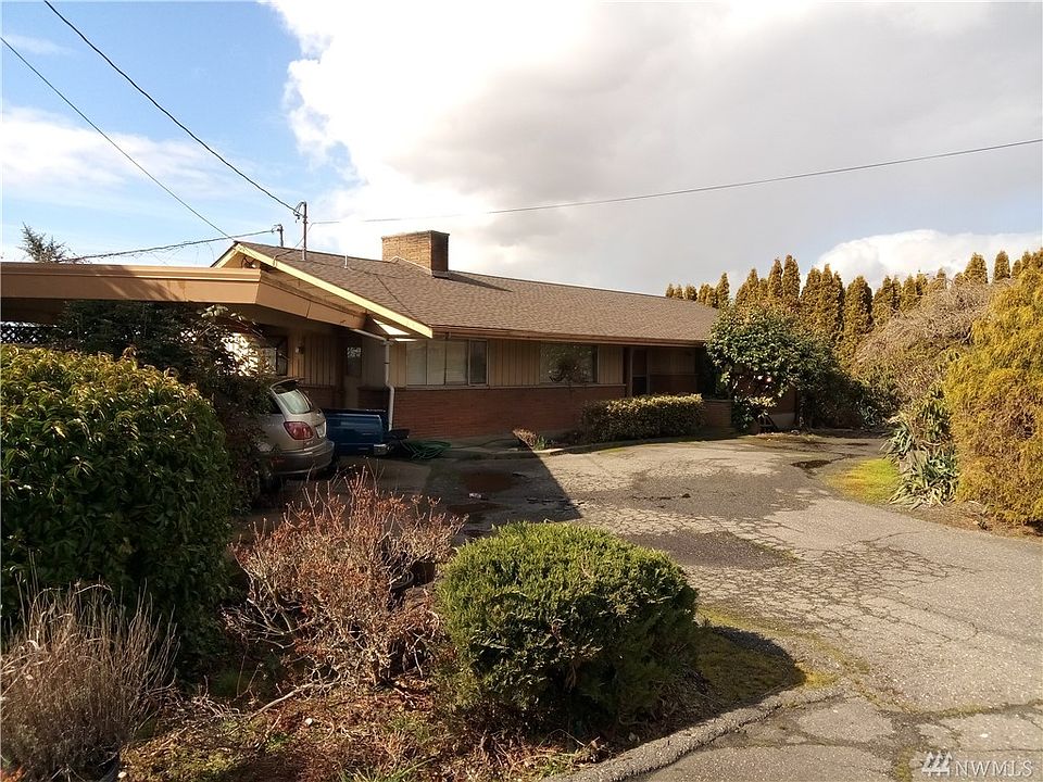 1st image of 820 79th Ave SE