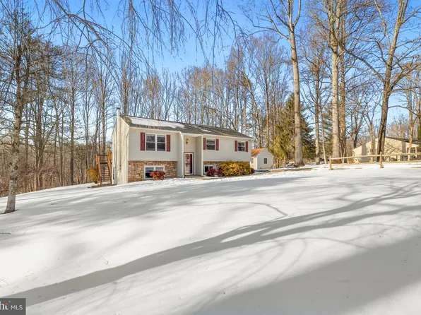 5666 Red Maple Ct, Warrenton, VA 20187