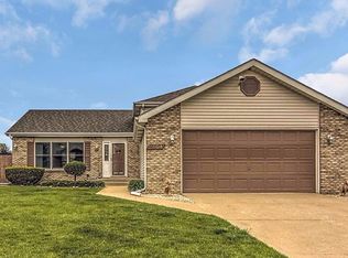 11804 S Magoun Dr, Saint John, IN 46373