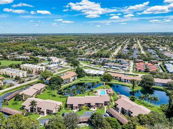 960 Palm View DR #209, NAPLES, FL 34110