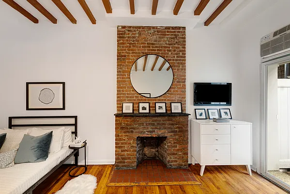 Sold by Compass | media 12