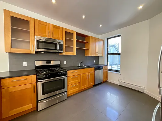 Rented by Compass | media 17