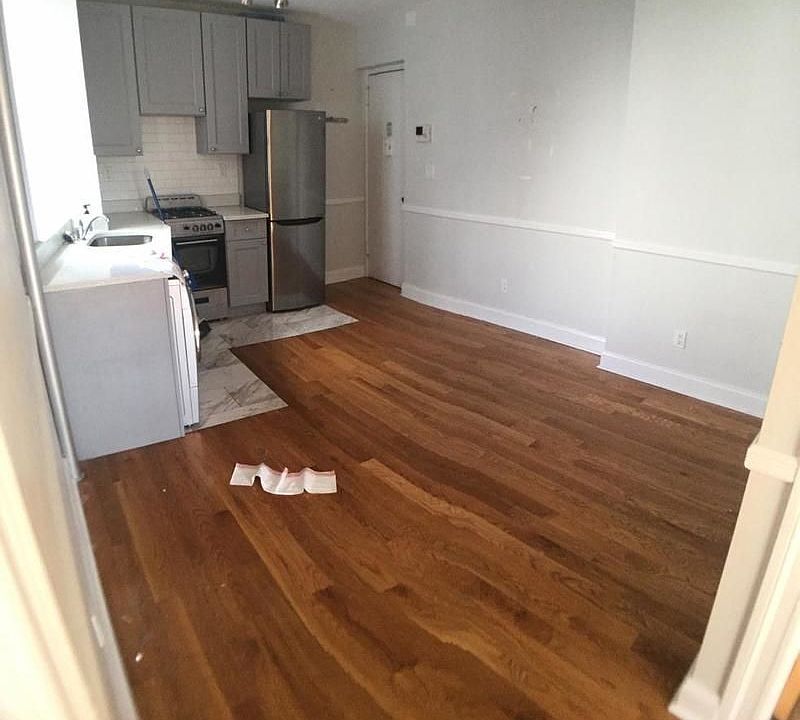 1st image of 128 Thompson St #221