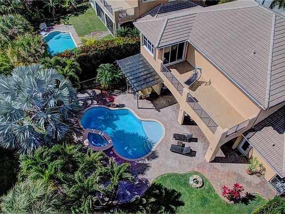 2nd image of 7426 NW 116th Ln