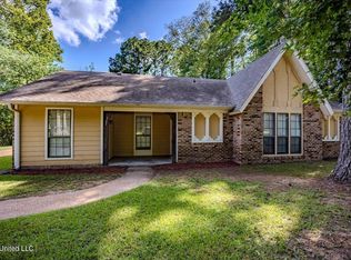 243 Fox Meadows Rd, Jackson, MS 39212
