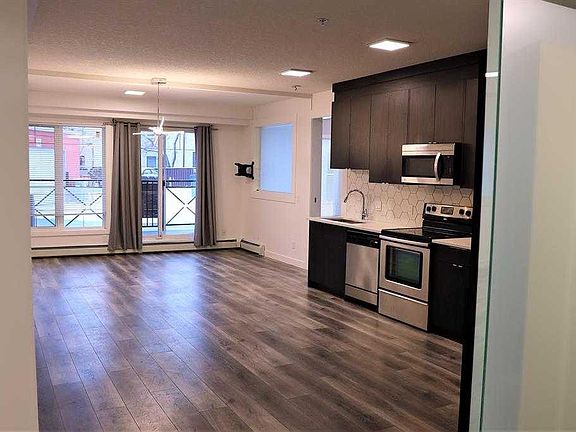 3rd image of 117 S 19th Ave NE #104