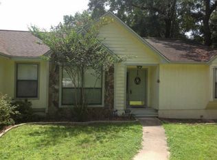 835 Fleming Ct, Pensacola, FL 32514