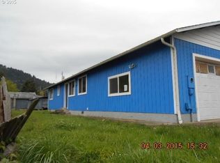 206 S Main St, Drain, OR 97435