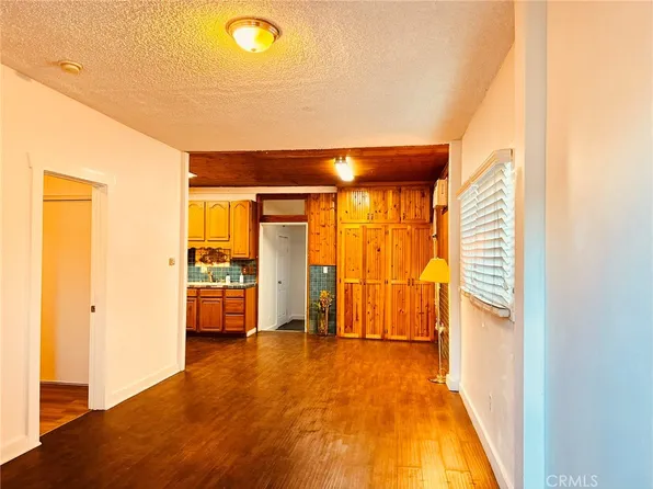 260 E South St, Long Beach, CA 90805