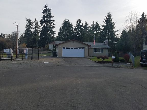 2nd image of 1414 Sherwood Ln E