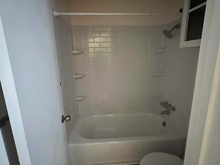 1907 Westridge Dr #A — Photo 7