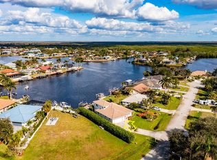 111 Newport Cay, Naples, FL 34114