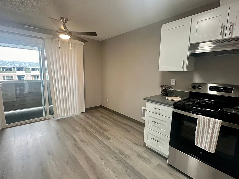 Forest Park Apartments — Photo 44