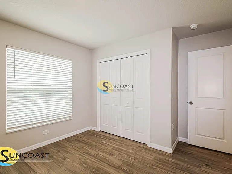 27169 Washington St — Photo 16