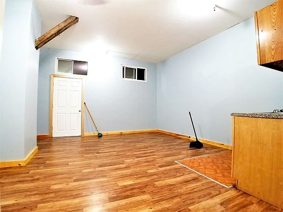 2nd image of 309 Scholes St #103A
